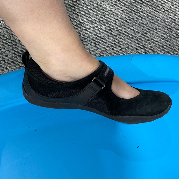 Clarks Beautiful comfy shoes - Picture 2 of 6